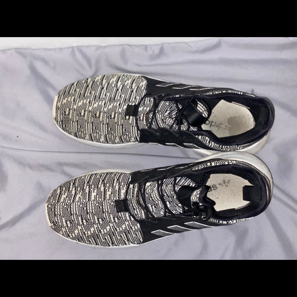 Adidas Shoes - Picture 3 of 3